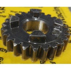 PAVARŲ DĖŽĖS 5 KRUMPLIS 24 DANTYS AM6